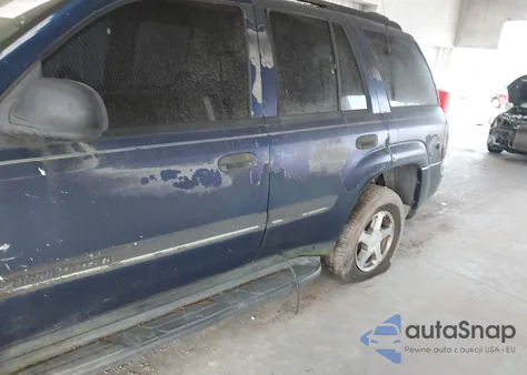 2002 Chevrolet Trailblazer из США, поврежденный, VIN 1GNDT13S522370564